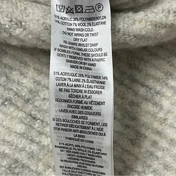 Ladies French Connection mock turtleneck sweater. Oatmeal, size extra small. - Picture 4 of 7